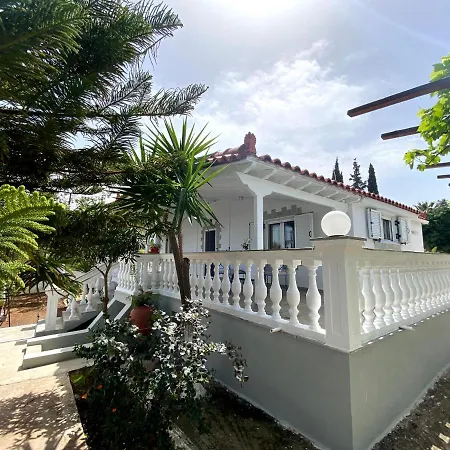 Hébergement de vacances Gaia Luxury & Ouranos Cosy